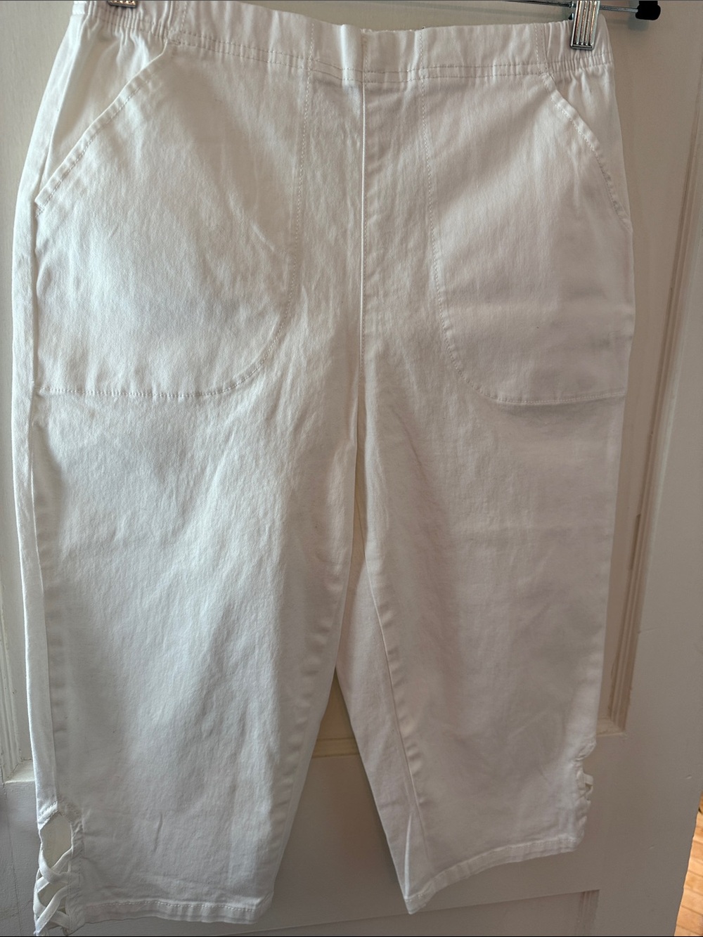 croft & barrow White Cropped Pull-On Pants with Side Ties
